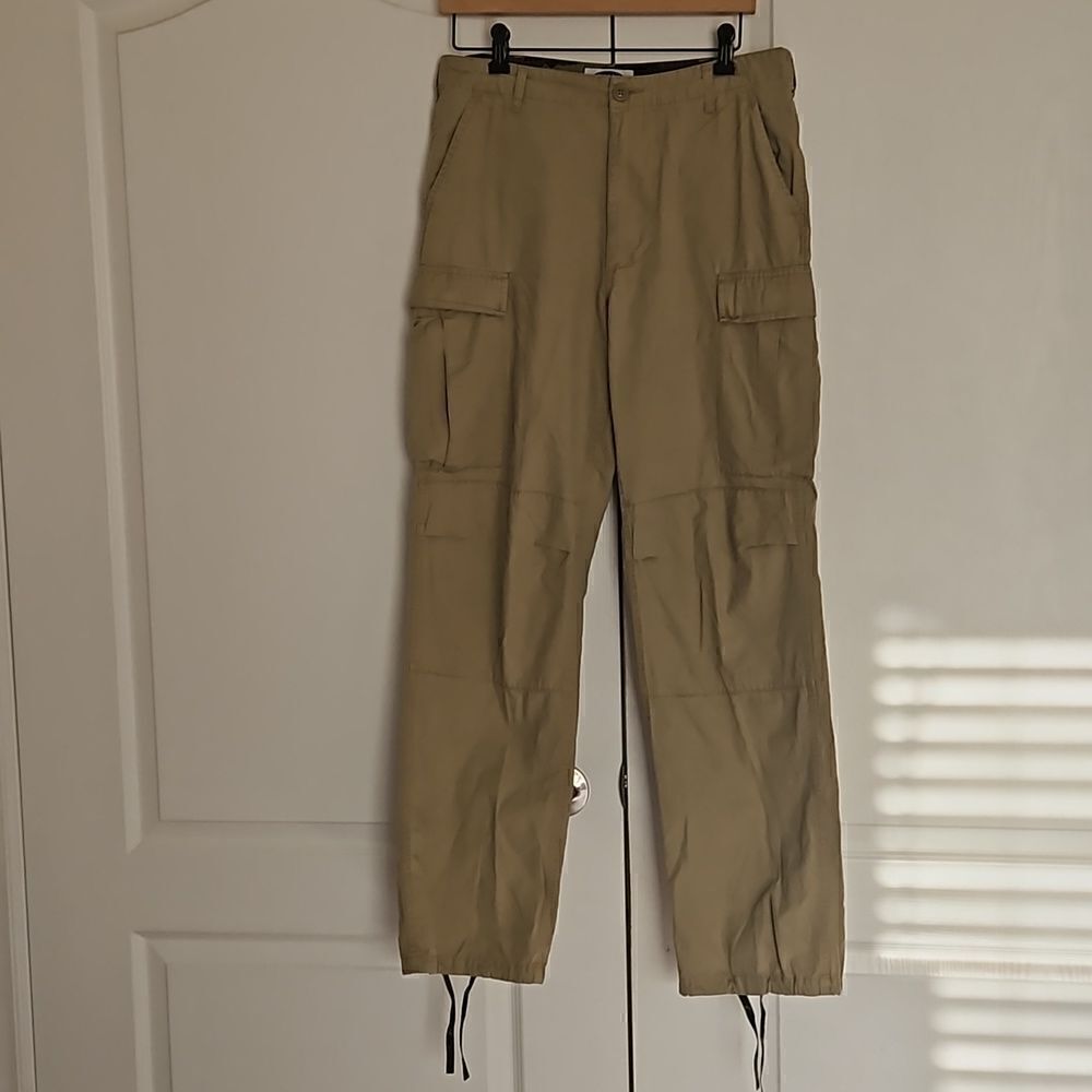 Old Navy Men Relaxed Fit Khaki Cargo Pants With Camo Ankle String 31×32